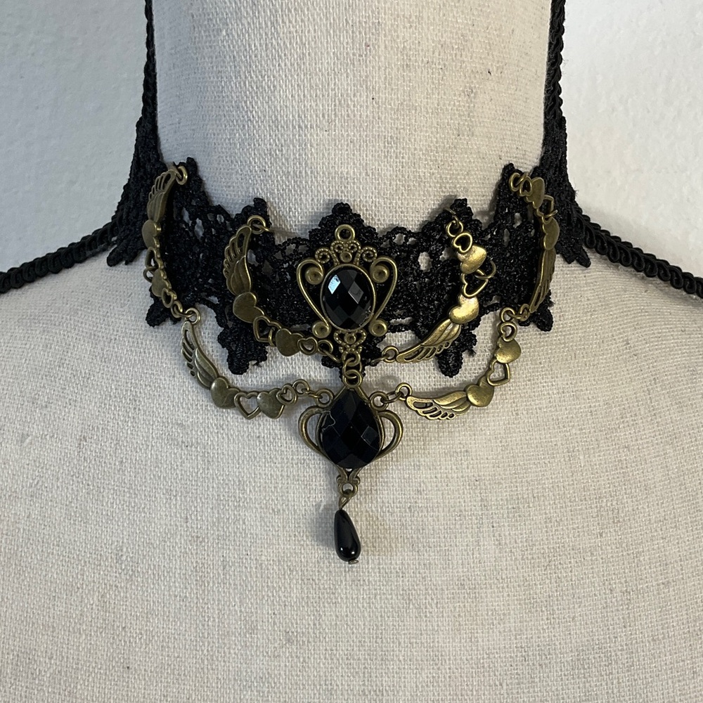 Elegant Black and Gold Choker Necklace - Picture 2 of 5